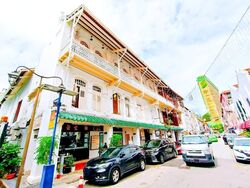 Royal At Chinatown (D1), Retail #619485131